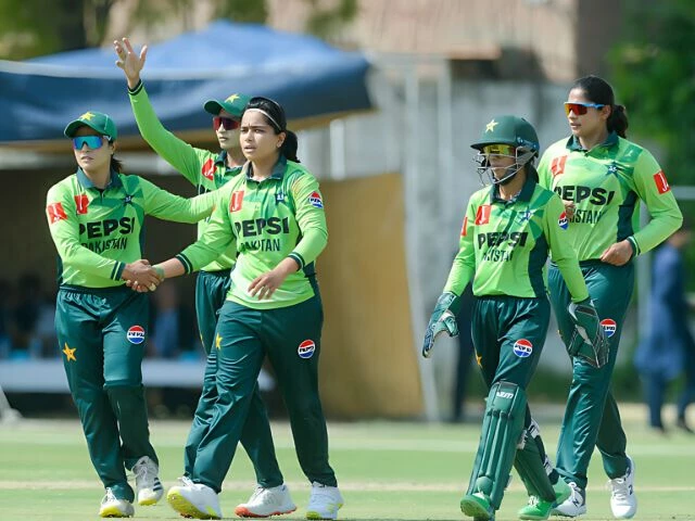 pcb grants central contracts and salary boost to women cricketers pcb grants central contracts and salary boost to women cricketers