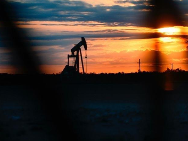 Oil discovery in Wafra field