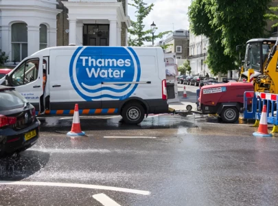 uk water supplier thames water hit with record 123m fine for sewage pollution