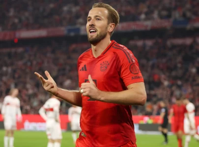 harry kane wins first major trophy as bayern munich clinch bundesliga