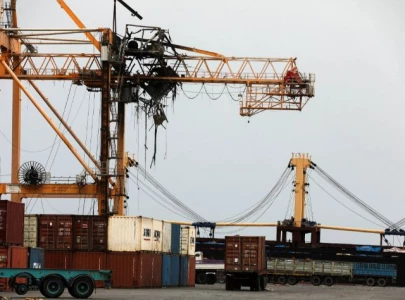 israel strikes yemen s hodeidah port threatens naval air blockade israel strikes yemen s hodeidah port threatens naval air blockade