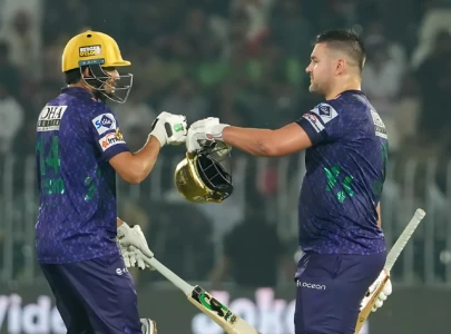 rossouw nawaz make men s t20 history as quetta qualify for hbl psl playoffs