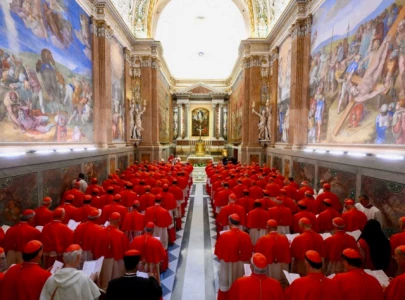 no pope chosen on day 1 of papal conclave cardinals resume voting on day 2 no pope chosen on day 1 of papal conclave cardinals resume voting on day 2