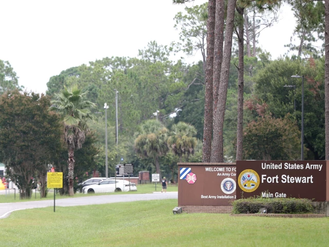 traffic enters fort stewart at the main entrance gate following an active shooter incident on the u s army base located in hinesville georgia us august 6 2025 photo reuters traffic enters fort stewart at the main entrance gate following an active shooter incident on the u s army base located in hinesville georgia us august 6 2025 photo reuters