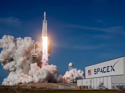 spacex eyes 400b valuation in new funding round spacex eyes 400b valuation in new funding round