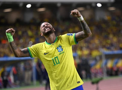 neymar breaks pele s record