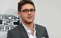 niall horan turns for devoted fan after taylor swift cover on voice season 28 niall horan turns for devoted fan after taylor swift cover on voice season 28