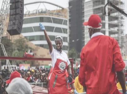 nigerian chef aims for rice hotpot record