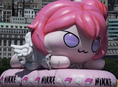 goddess of victory nikke brings inflatable dorothy to new york in summer promotion