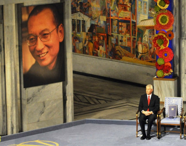 jailed chinese dissident awarded nobel peace prize