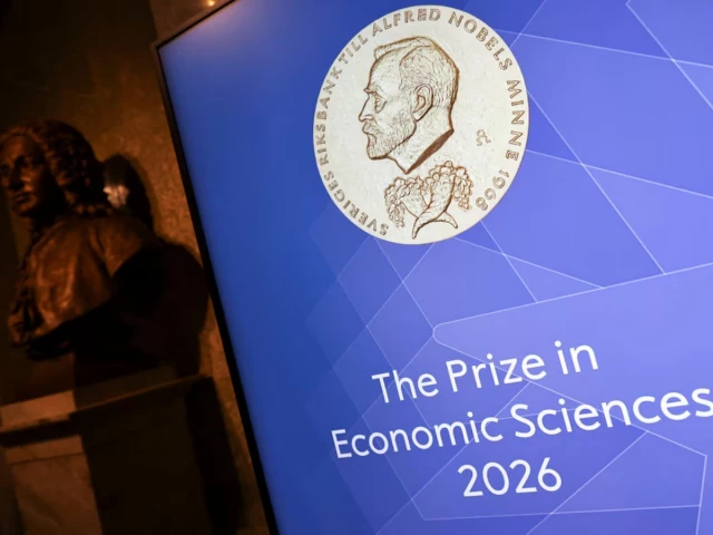Americans Hall and Woodford win Nobel economics prize for work on stabilisation
