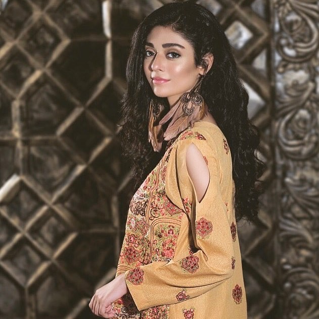 Nepotism Exists In Pakistani Entertainment Industry Noor Khan