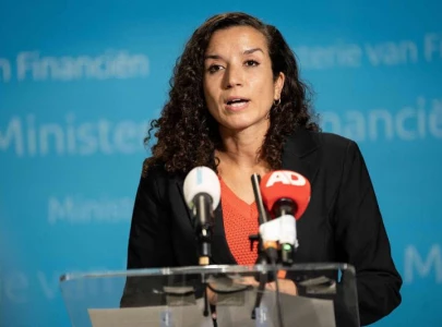 dutch pm s coalition survives amid minister s resignation over amsterdam racism row dutch pm s coalition survives amid minister s resignation over amsterdam racism row