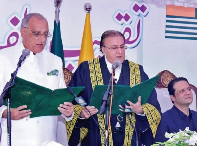 nawaz sharif congratulates newly elected ajk president najeeb naqi