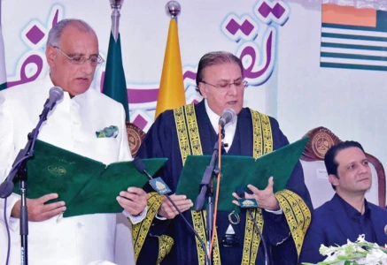 ajk sc cj raja saeed akram khan administers the oath of office to newly elected president dr muhammad najeeb naqi l in muzaffarabad photo online ajk sc cj raja saeed akram khan administers the oath of office to newly elected president dr muhammad najeeb naqi l in muzaffarabad photo online