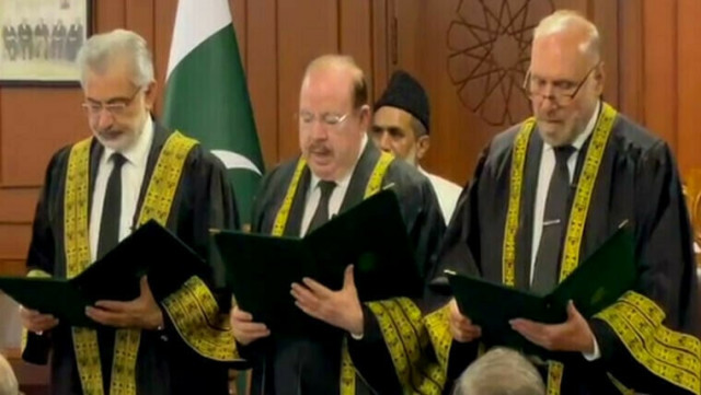 justices sardar tariq masood mazhar alam miankhel sworn in as ad hoc judges of supreme court justices sardar tariq masood mazhar alam miankhel sworn in as ad hoc judges of supreme court