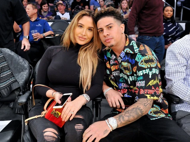 catherine paiz reveals austin mcbroom s infidelity in new book says she had been living inside a lie catherine paiz reveals austin mcbroom s infidelity in new book says she had been living inside a lie