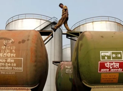 india to keep buying russian oil despite us tariff pressure india to keep buying russian oil despite us tariff pressure