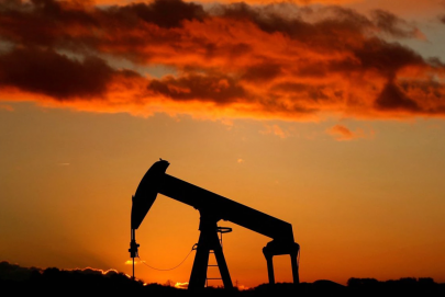 oil heads for weekly fall on iranian oil hopes