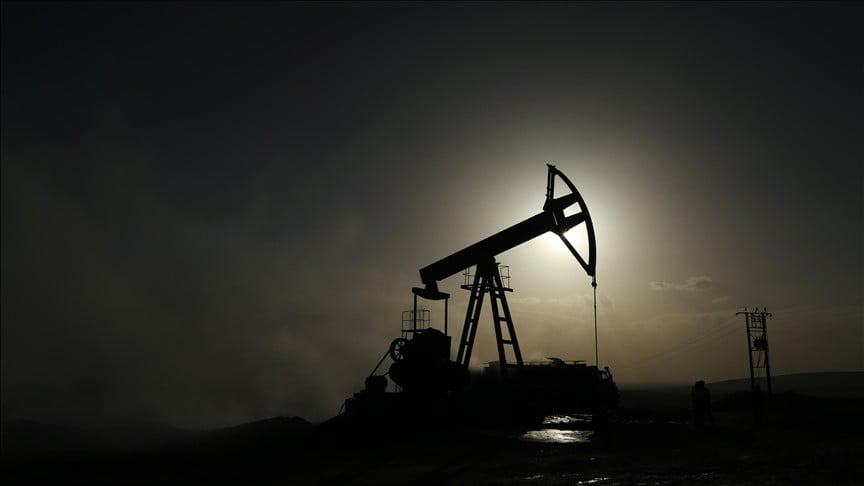 Photo of Oil prices rise as supply uncertainty mounts
