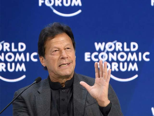 imran khan delivers a speech at the world economic forum photo afp