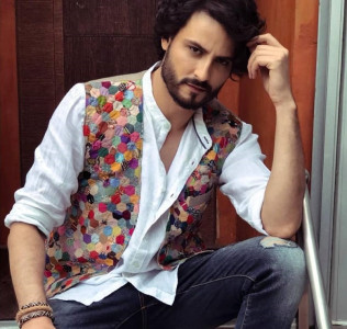 osman khalid butt s twitter exchange with k electric will leave you in fits osman khalid butt s twitter exchange with k electric will leave you in fits
