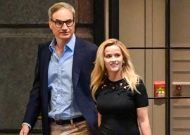 reese witherspoon tours 13m nyc apartment with boyfriend amid nyu move rumors reese witherspoon tours 13m nyc apartment with boyfriend amid nyu move rumors