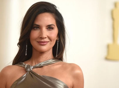 us actor olivia munn reveals breast cancer diagnosis us actor olivia munn reveals breast cancer diagnosis