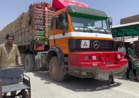 afghan exporters count losses as torkham closure chokes fruit trade afghan exporters count losses as torkham closure chokes fruit trade