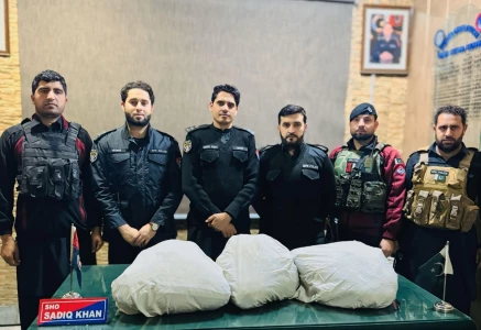 jamrud police seize 60kg opium after armed suspects flee checkpoint jamrud police seize 60kg opium after armed suspects flee checkpoint