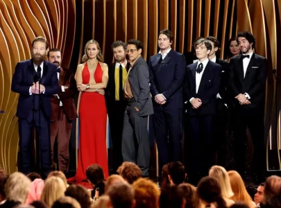 oppenheimer steamrolls toward oscars with sag award wins