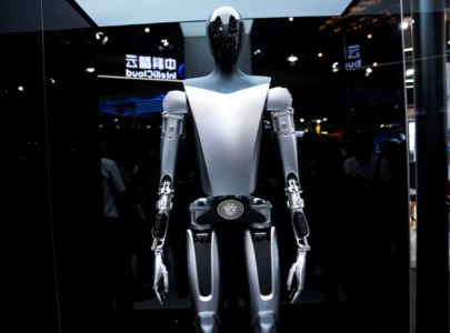 tesla to deploy humanoid robots internally by next year says musk tesla to deploy humanoid robots internally by next year says musk