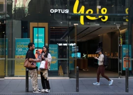 crisis worsens for australian telco optus after another emergency call outage crisis worsens for australian telco optus after another emergency call outage