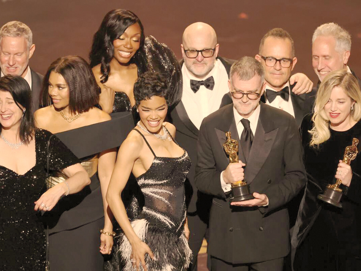 ‘One Battle’ dominates Oscar night with six awards, including Best Picture