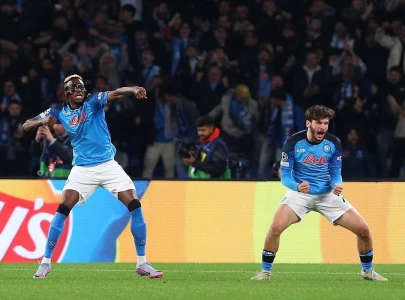 osimhen kvaratskhelia rubbing shoulders with maradona