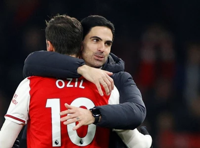 arteta hopes arsenal have learned from ozil sokratis exits