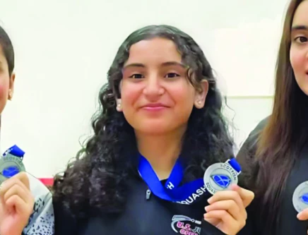 pakistan s ali sisters show off their medals after winning respective events at aus jr open squash in melbourne photo reuters