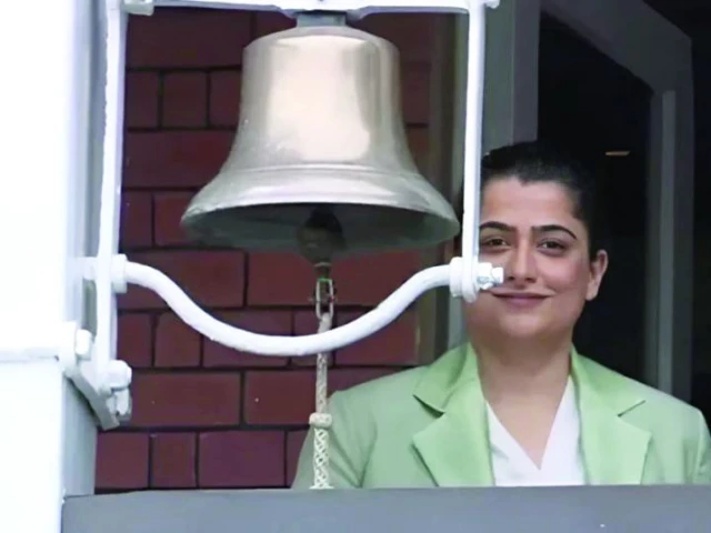 ex pak women s cricket captain sana mir rings the bell on second day of the icc world test championship final between australia and south africa at lord s photo afp ex pak women s cricket captain sana mir rings the bell on second day of the icc world test championship final between australia and south africa at lord s photo afp