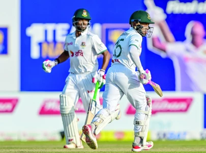 bd take control after dramatic turn in galle test