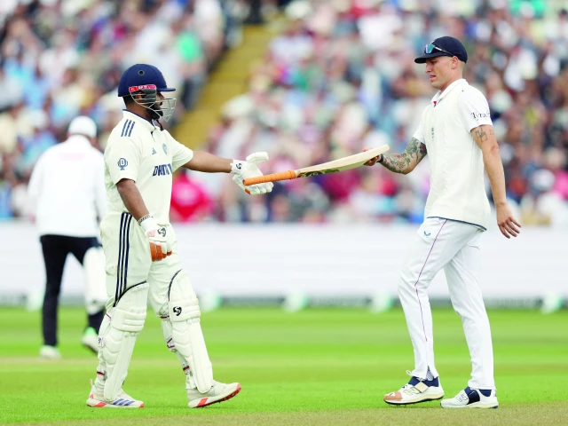 england s brydon carse hands over the bat back to india s rishabh pant after it slips from his grip as he walks back to the pavilion after losing his wicket to shoaib bashir photo afp england s brydon carse hands over the bat back to india s rishabh pant after it slips from his grip as he walks back to the pavilion after losing his wicket to shoaib bashir photo afp