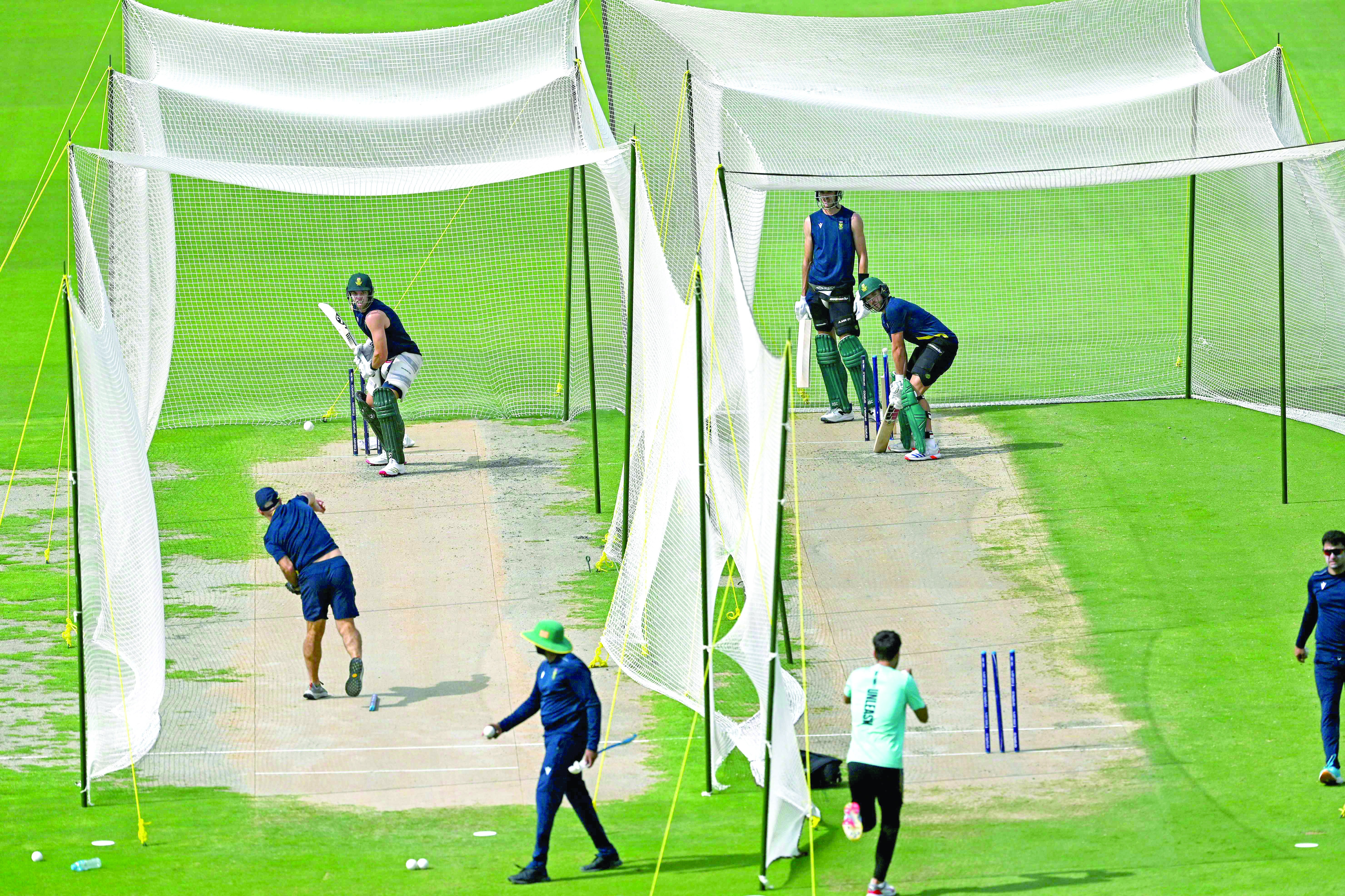 south africa s players attend a practice session on the eve of the crucial icc champions trophy match against england at national stadium in karachi on friday photo afp