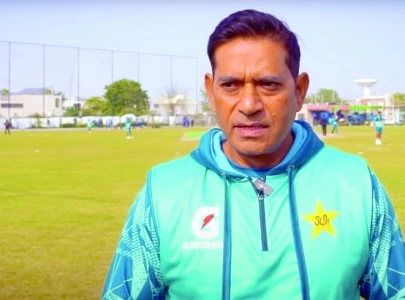 aaqib backs pak to fire in odis aaqib backs pak to fire in odis