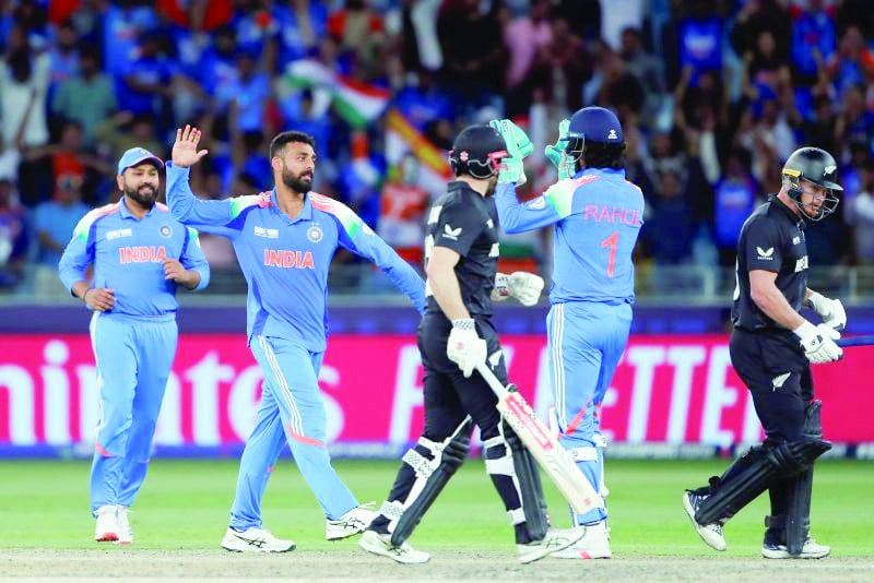 india might be favourites in today s final and will have much of the crowd roaring them on but recent history is actually with new zealand photo afp