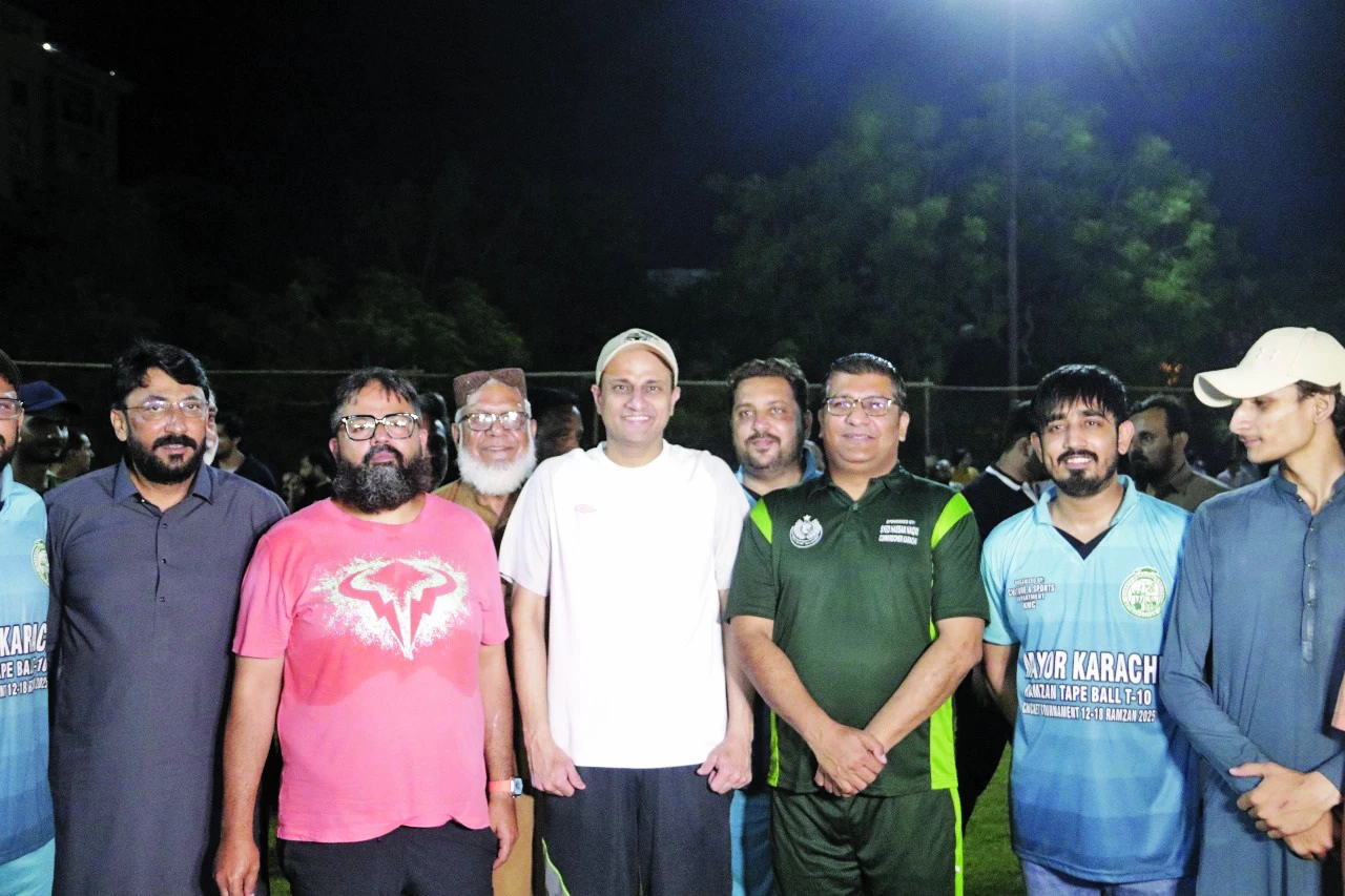 mayor karachi murtaza wahab is seen with captain ahmer pasha and members of victorious commissioner xi metropolitan commissioner syed afzal zaidi and director sports comm karachi ghulam mohammad at the festival match at hanif mohammad ground photo app mayor karachi murtaza wahab is seen with captain ahmer pasha and members of victorious commissioner xi metropolitan commissioner syed afzal zaidi and director sports comm karachi ghulam mohammad at the festival match at hanif mohammad ground photo app