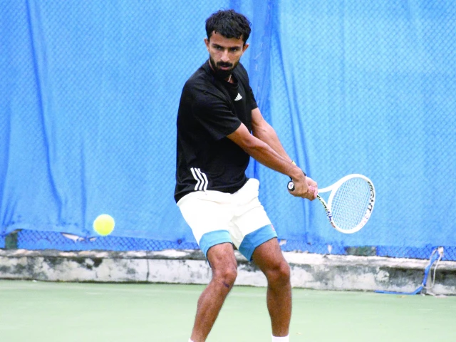 muhammad shoaib in action during the federal cup final photo islamabad tennis association muhammad shoaib in action during the federal cup final photo islamabad tennis association