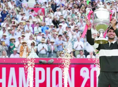 alcaraz crowned king of queen s for second time