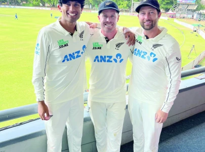 new zealand crush zimbabwe to clinch series 2 0