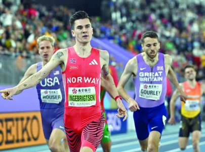 ingebrigtsen completes golden double ingebrigtsen completes golden double