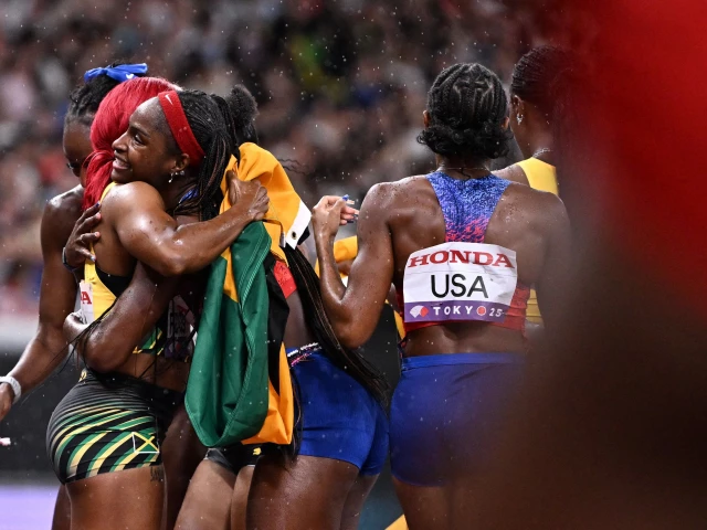us twanisha terry hugs jamaica s athlete shelly ann fraser pryce l after the women s 4x100m relay final during the world athletics championships in tokyo photo afp us twanisha terry hugs jamaica s athlete shelly ann fraser pryce l after the women s 4x100m relay final during the world athletics championships in tokyo photo afp