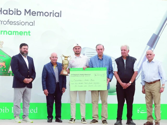 ahmed baig recieves his prize after winning the 14th rashid d habib memorial national professionals golf tournament at karachi golf club on february 9 photo courtesy organisers ahmed baig recieves his prize after winning the 14th rashid d habib memorial national professionals golf tournament at karachi golf club on february 9 photo courtesy organisers
